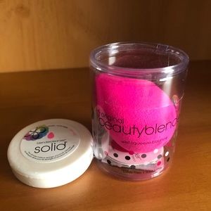 Brand New Beauty Blender Sponge and Solid Cleanser